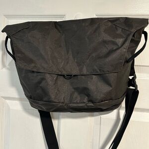 Matador x Carryology edx ultra messenger